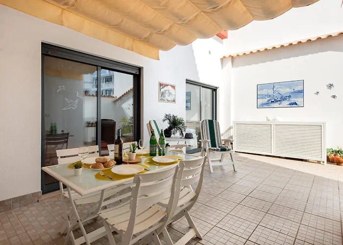 Apartment Centre Escape